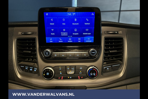 Ford Transit Custom 2.0 TDCI L2H1 Euro6 Airco | Navigatie | Camera | Stoelverwarming | 2800kg trekvermogen cruisecontrol, parkeersensoren, LED, bijrijdersbank, verwarmde voorruit