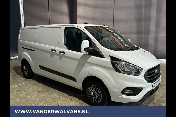 Ford Transit Custom 2.0 TDCI L2H1 Euro6 Airco | Navigatie | Camera | Stoelverwarming | 2800kg trekvermogen cruisecontrol, parkeersensoren, LED, bijrijdersbank, verwarmde voorruit