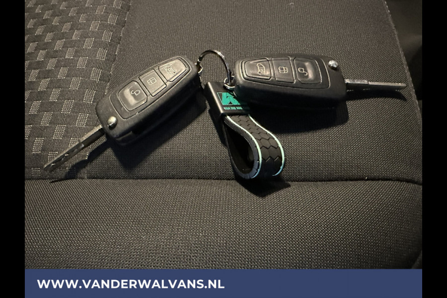 Ford Transit Custom 2.0 TDCI L2H1 Euro6 Airco | Navigatie | Camera | Stoelverwarming | 2800kg trekvermogen cruisecontrol, parkeersensoren, LED, bijrijdersbank, verwarmde voorruit