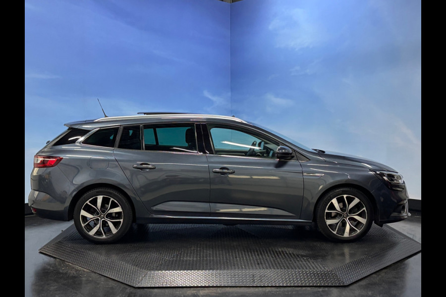 Renault MEGANE Estate 1.3 TCe Bose Automaat | Navi | Clima | Cruise | PDC | Open dak | Trekhaak