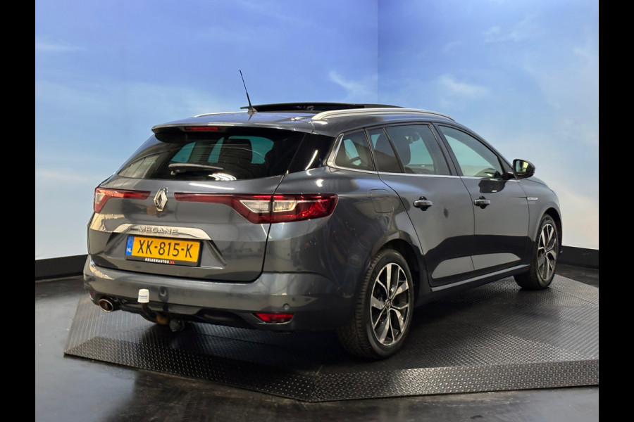 Renault MEGANE Estate 1.3 TCe Bose Automaat | Navi | Clima | Cruise | PDC | Open dak | Trekhaak