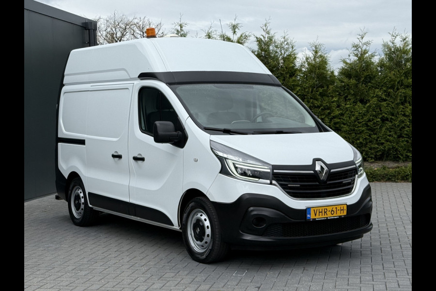 Renault Trafic 2.0 dCi 145 PK / L1H2 / ALUCA INRICHTING / TREKHAAK / AIRCO / CRUISE / CAMERA / LED
