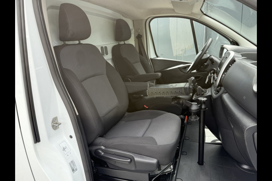 Renault Trafic 2.0 dCi 145 PK / L1H2 / ALUCA INRICHTING / TREKHAAK / AIRCO / CRUISE / CAMERA / LED
