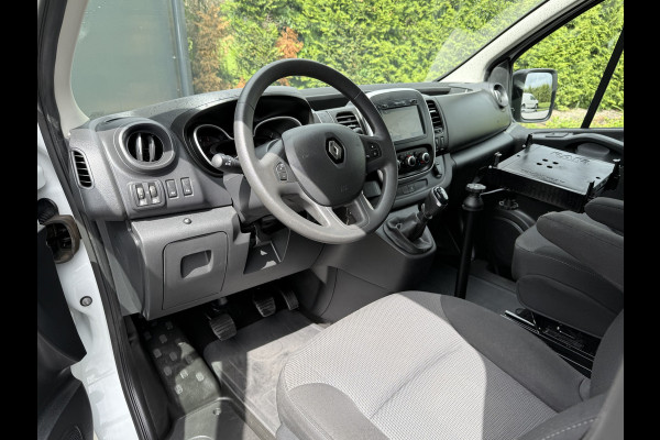 Renault Trafic 2.0 dCi 145 PK / L1H2 / ALUCA INRICHTING / TREKHAAK / AIRCO / CRUISE / CAMERA / LED