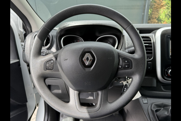 Renault Trafic 2.0 dCi 145 PK / L1H2 / ALUCA INRICHTING / TREKHAAK / AIRCO / CRUISE / CAMERA / LED