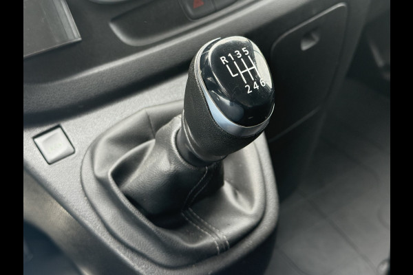 Renault Trafic 2.0 dCi 145 PK / L1H2 / ALUCA INRICHTING / TREKHAAK / AIRCO / CRUISE / CAMERA / LED