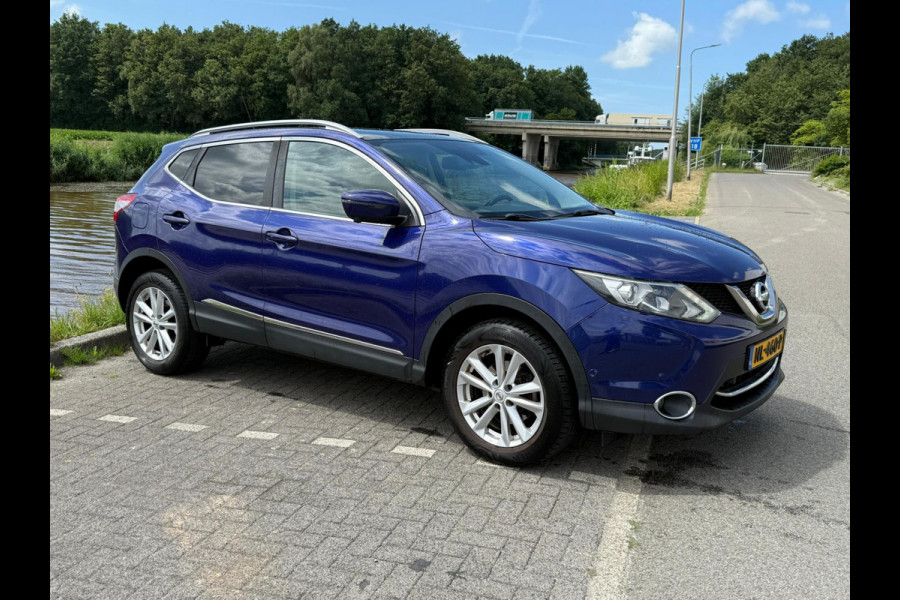 Nissan QASHQAI 1.2 Business Edition / panorama / leer / navi / clima