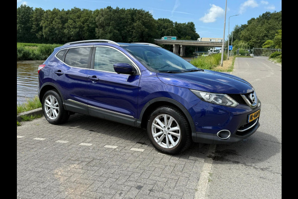 Nissan QASHQAI 1.2 Business Edition / panorama / leer / navi / clima