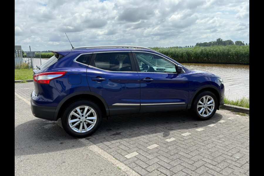 Nissan QASHQAI 1.2 Business Edition / panorama / leer / navi / clima