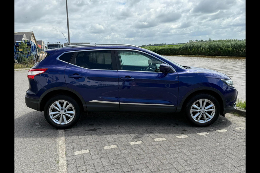 Nissan QASHQAI 1.2 Business Edition / panorama / leer / navi / clima