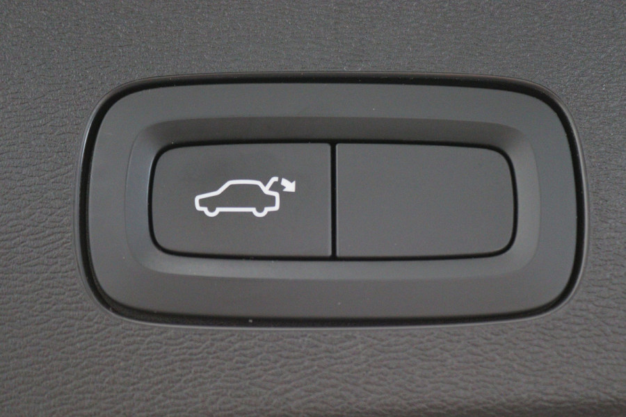 Volvo V60 2.0 T4 Momentum Pro