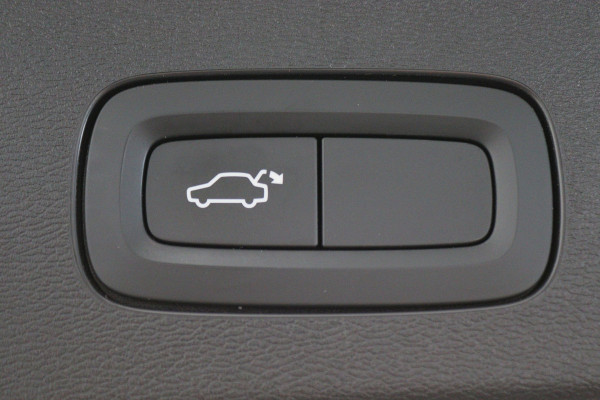 Volvo V60 2.0 T4 Momentum Pro