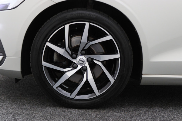 Volvo V60 2.0 T4 Momentum Pro