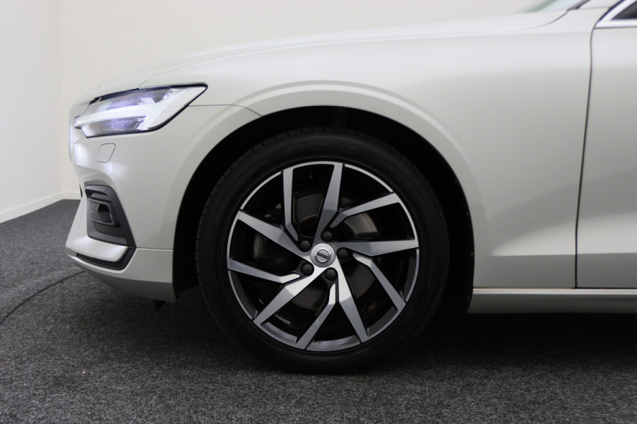 Volvo V60 2.0 T4 Momentum Pro
