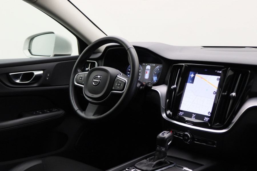 Volvo V60 2.0 T4 Momentum Pro