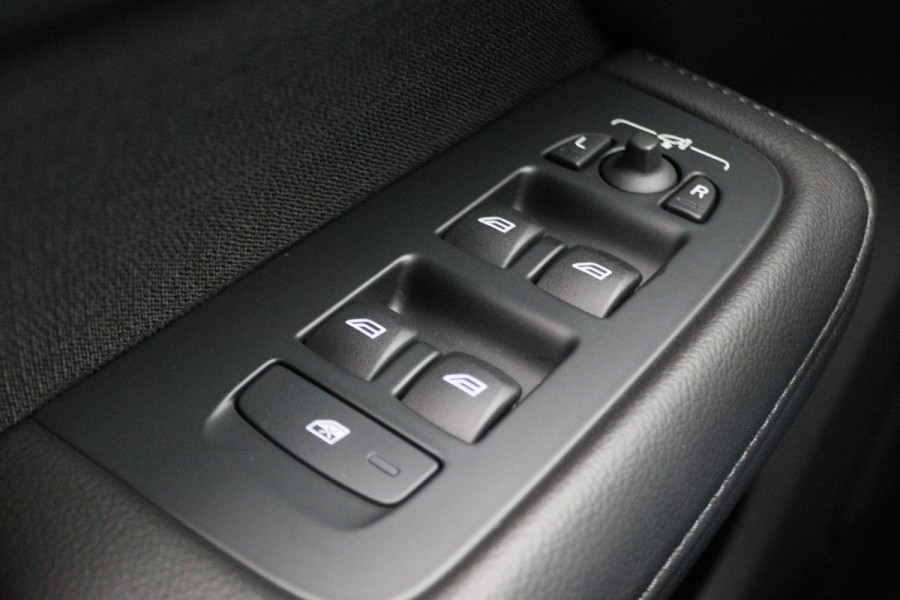 Volvo V60 2.0 T4 Momentum Pro