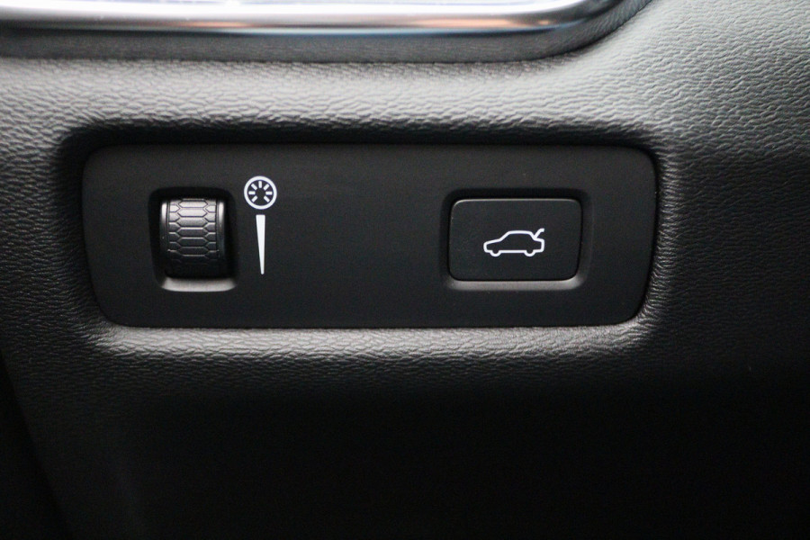 Volvo V60 2.0 T4 Momentum Pro