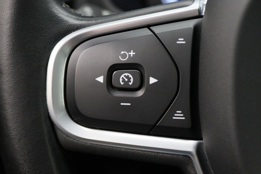Volvo V60 2.0 T4 Momentum Pro