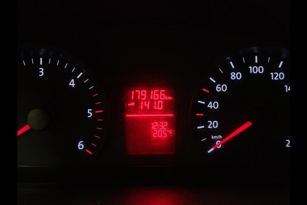 Volkswagen Crafter 2.0TDI L2/H2 3500kg Trekgewicht Euro 6!