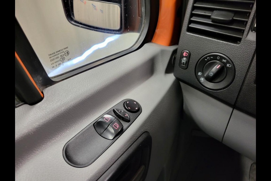 Volkswagen Crafter 2.0TDI L2/H2 3500kg Trekgewicht Euro 6!