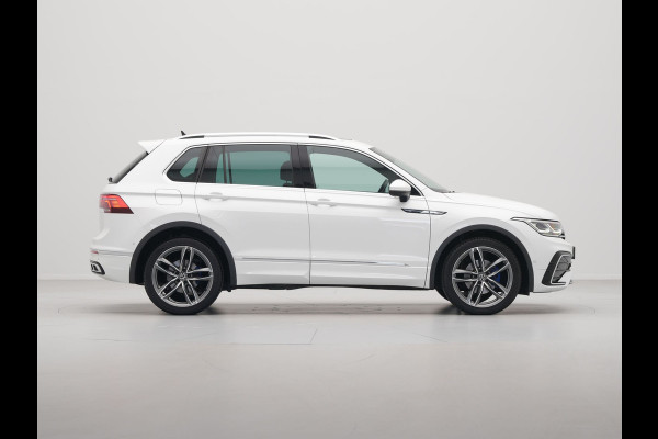 Volkswagen Tiguan 1.5 TSI 150pk DSG R-Line Business+ Panorama Navigatie Wegkl. trekhaak Camera 13