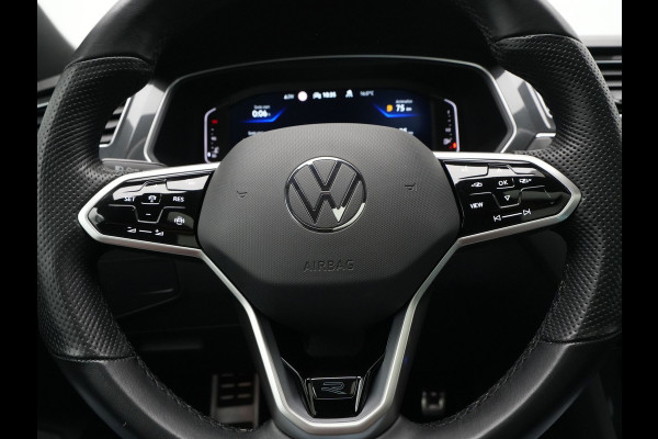 Volkswagen Tiguan 1.5 TSI 150pk DSG R-Line Business+ Panorama Navigatie Wegkl. trekhaak Camera 13