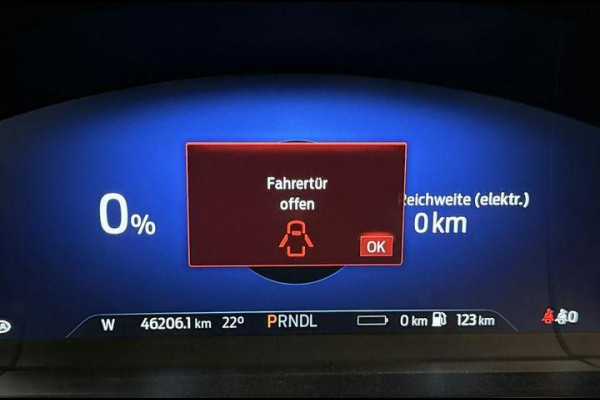 Ford Kuga 2.5 PHEV ST-Line X 225pk | Panoramadak | Driver Assistance Pack | Technology Pack | Wegklapbare Trekhaak | Winterpack | 1.500kg Trekgewicht