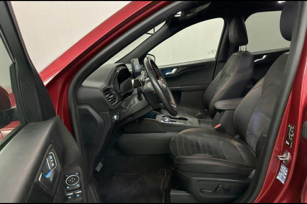 Ford Kuga 2.5 PHEV ST-Line X 225pk | Panoramadak | Driver Assistance Pack | Technology Pack | Wegklapbare Trekhaak | Winterpack | 1.500kg Trekgewicht