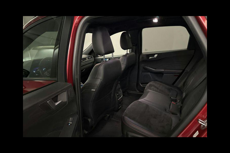 Ford Kuga 2.5 PHEV ST-Line X 225pk | Panoramadak | Driver Assistance Pack | Technology Pack | Wegklapbare Trekhaak | Winterpack | 1.500kg Trekgewicht