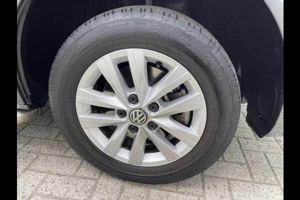 Volkswagen Transporter 2.0 TDI L2H1 30 DC 5 persoons / vaste prijs rijklaar € 27.950 ex btw / lease vanaf € 456 / grijs metallic / airco / cruise / Apple Carplay / lichtmetalen velgen / euro 6 / bpm vrij !