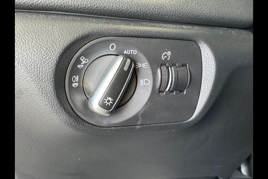 Audi Q3 1.4 TFSI CoD Sport CRUISE CONTROL AUTOMAAT AIRCO STOELVERWARMING DODEHOEKBEWAKING NAVI PARKEERSENSOREN