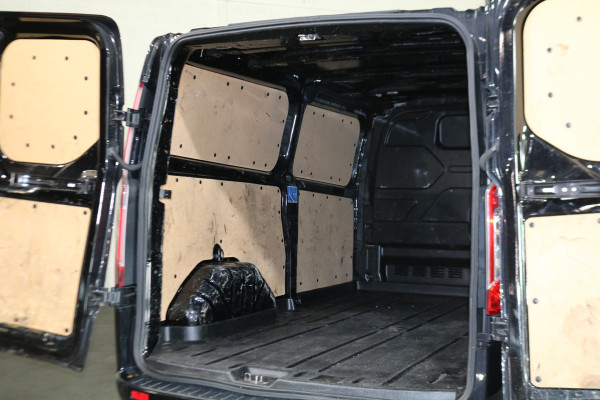 Ford Transit Custom 2.0 TDci L2 H1 Sport Airco Navigatie Camera 2.8T Trekhaak