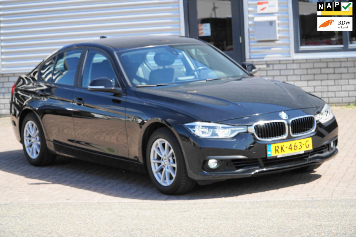BMW 3 Serie 318i FACELIFT MODEL BMW 3 Serie 318i FACELIFT MODEL