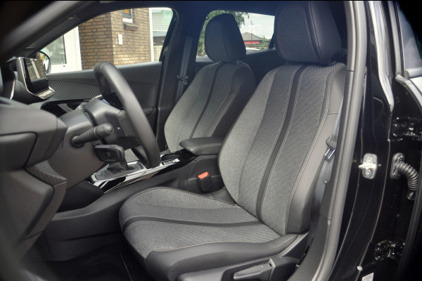 Peugeot 2008 1.2 PureTech 100 Allure | 360 Gr Camera | Navi | ACC | Zeer nette staat!