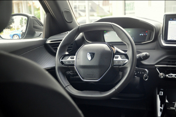Peugeot 2008 1.2 PureTech 100 Allure | 360 Gr Camera | Navi | ACC | Zeer nette staat!