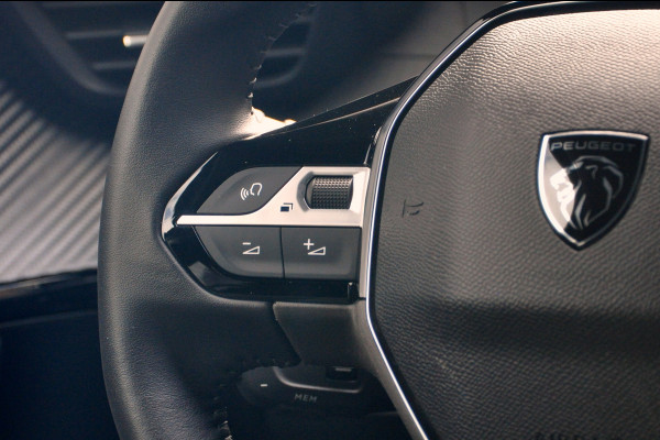 Peugeot 2008 1.2 PureTech 100 Allure | 360 Gr Camera | Navi | ACC | Zeer nette staat!