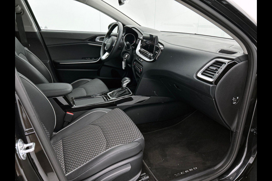 Kia Xceed 1.5 T-GDi Dynamic-line CAMERA LED CARPLAY