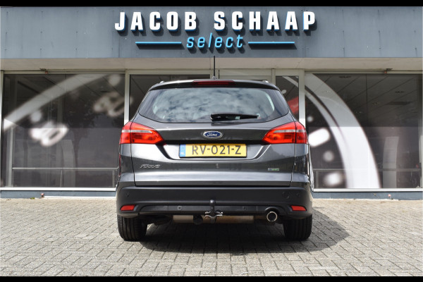 Ford Focus Wagon 1.5 150pk Titanium / Carplay / Navigatie / Keyless / PDC v+a / Trekhaak