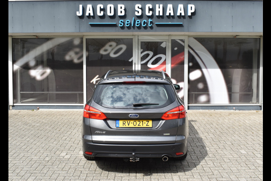 Ford Focus Wagon 1.5 150pk Titanium / Carplay / Navigatie / Keyless / PDC v+a / Trekhaak