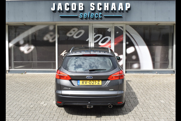 Ford Focus Wagon 1.5 150pk Titanium / Carplay / Navigatie / Keyless / PDC v+a / Trekhaak