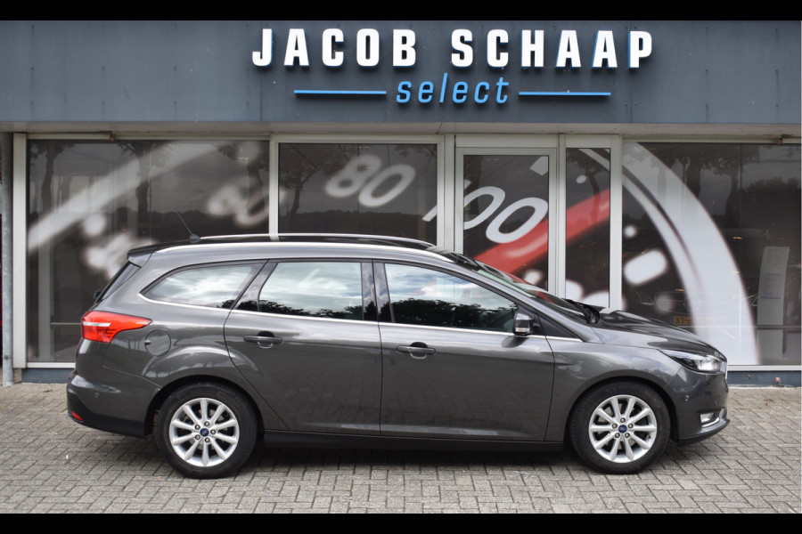 Ford Focus Wagon 1.5 150pk Titanium / Carplay / Navigatie / Keyless / PDC v+a / Trekhaak