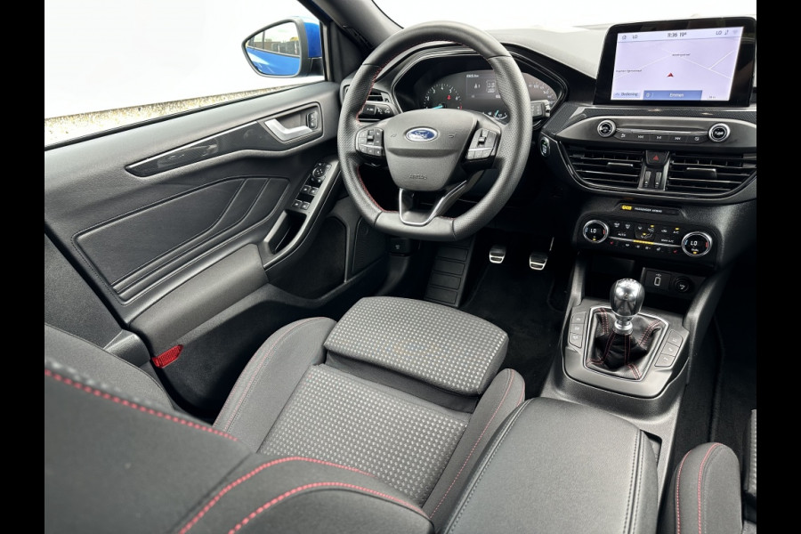 Ford FOCUS Wagon 1.5 EcoB. ST Line Comf-TechPack 1500AHG