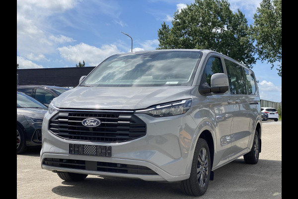 Ford Transit Custom 340 2.5 PHEV L2H1 Limited 233pk | Kombi | Incl. BTW/BPM | Dubbele zijschuifdeur | Privacy Glass | Inklapbare trekhaak | 17 inch lichtmetalen velgen | Driver Assistance Pack Premium | Verwarmbaar stuurwiel