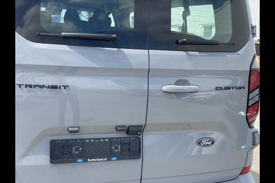 Ford Transit Custom 340 2.5 PHEV L2H1 Limited 233pk | Kombi | Incl. BTW/BPM | Dubbele zijschuifdeur | Privacy Glass | Inklapbare trekhaak | 17 inch lichtmetalen velgen | Driver Assistance Pack Premium | Verwarmbaar stuurwiel