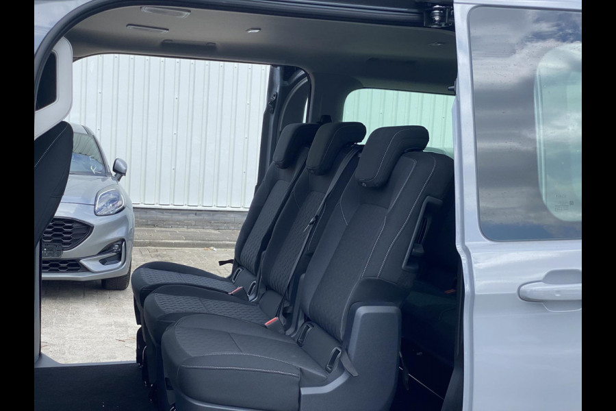 Ford Transit Custom 340 2.5 PHEV L2H1 Limited 233pk | Kombi | Incl. BTW/BPM | Dubbele zijschuifdeur | Privacy Glass | Inklapbare trekhaak | 17 inch lichtmetalen velgen | Driver Assistance Pack Premium | Verwarmbaar stuurwiel