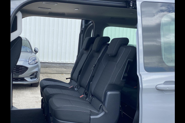 Ford Transit Custom 340 2.5 PHEV L2H1 Limited 233pk | Kombi | Incl. BTW/BPM | Dubbele zijschuifdeur | Privacy Glass | Inklapbare trekhaak | 17 inch lichtmetalen velgen | Driver Assistance Pack Premium | Verwarmbaar stuurwiel