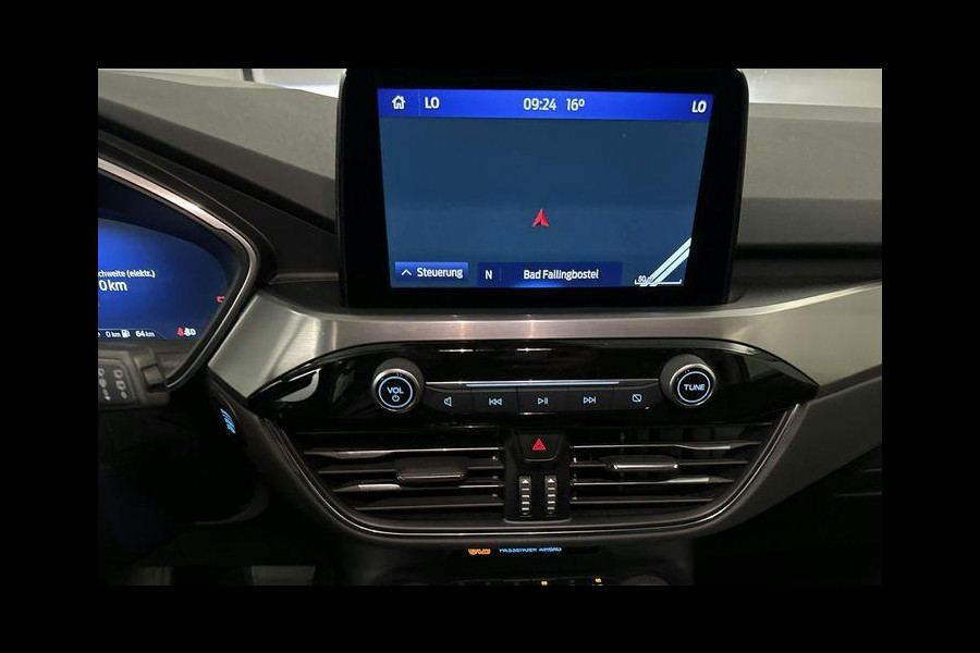 Ford Kuga 2.5 PHEV Titanium X 225pk | Winterpack | Afneembare Trekhaak | Technology Pack | Sync 3 Navigatie | 1.500kg Trekgewicht