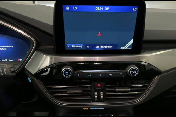 Ford Kuga 2.5 PHEV Titanium X 225pk | Winterpack | Afneembare Trekhaak | Technology Pack | Sync 3 Navigatie | 1.500kg Trekgewicht