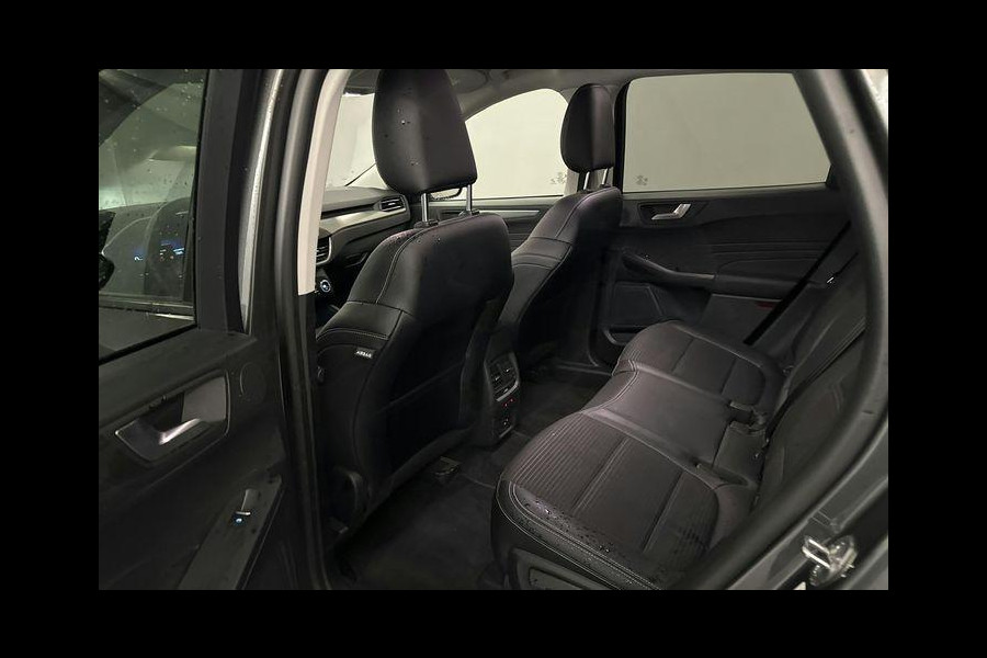 Ford Kuga 2.5 PHEV Titanium X 225pk | Winterpack | Afneembare Trekhaak | Technology Pack | Sync 3 Navigatie | 1.500kg Trekgewicht