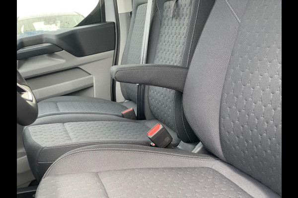 Ford Transit Custom 340 2.5 PHEV L2H1 Limited 233pk | Kombi | Incl. BTW/BPM | Dubbele zijschuifdeur | Privacy Glass | Inklapbare trekhaak | 17 inch lichtmetalen velgen | Driver Assistance Pack Premium | Verwarmbaar stuurwiel